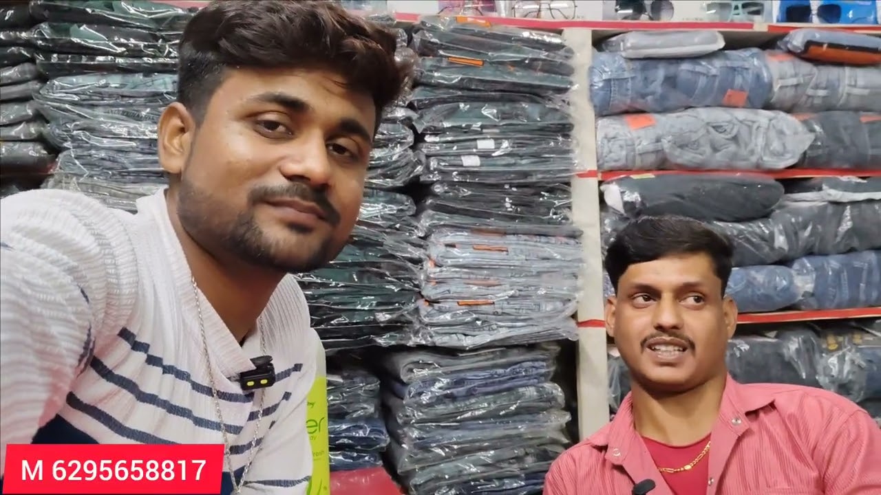 আপনারা যদি শপিং করতে চান তাহলে চলে আসুন আমাদের সেকেড্ডা রঞ্জন মোড় #vlog #Joni Joni