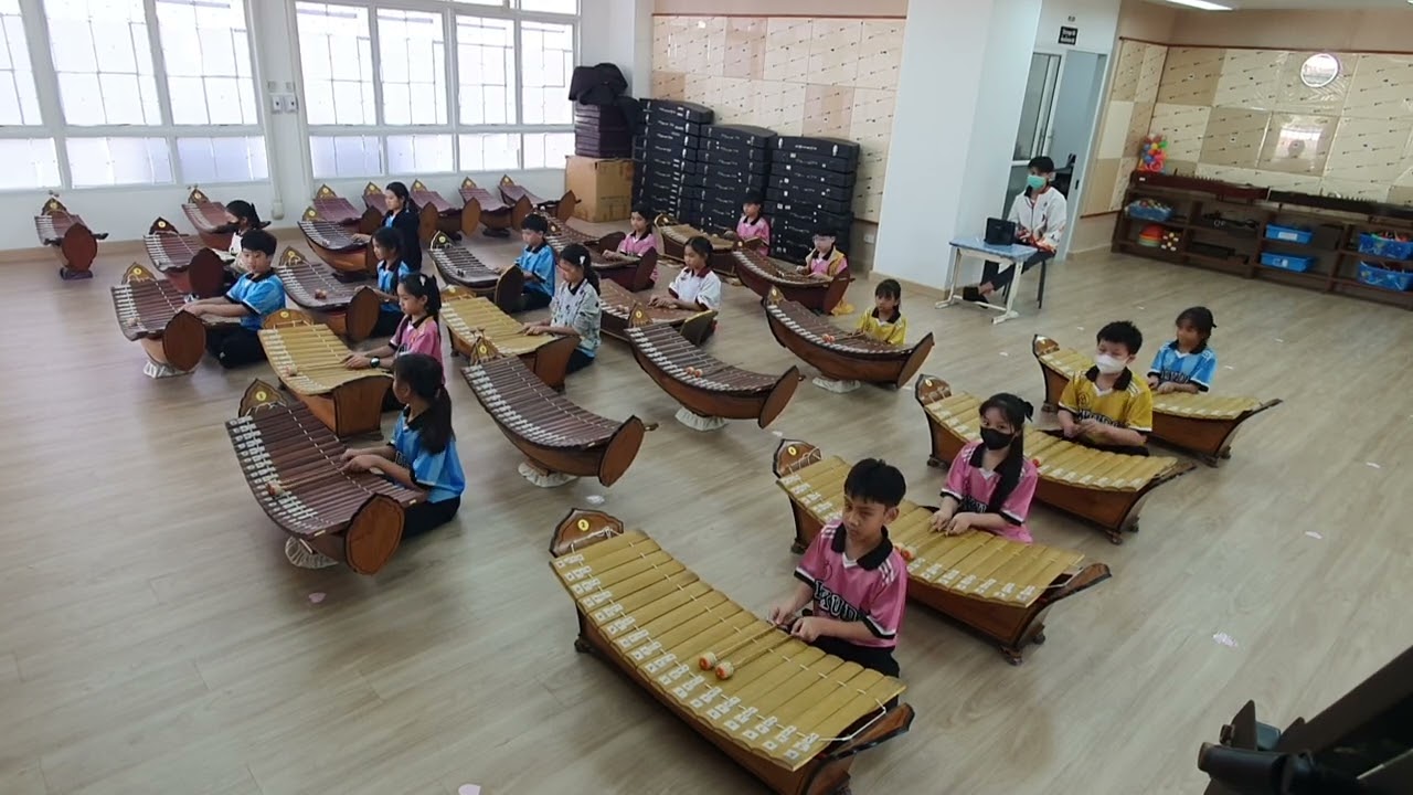 การบรรเลงทางฆ้องวงใหญ่จากนักเรียน ยูนิท ดี 1 กลุ่ม 2 เทอม 2 ปีการศึกษา 2568