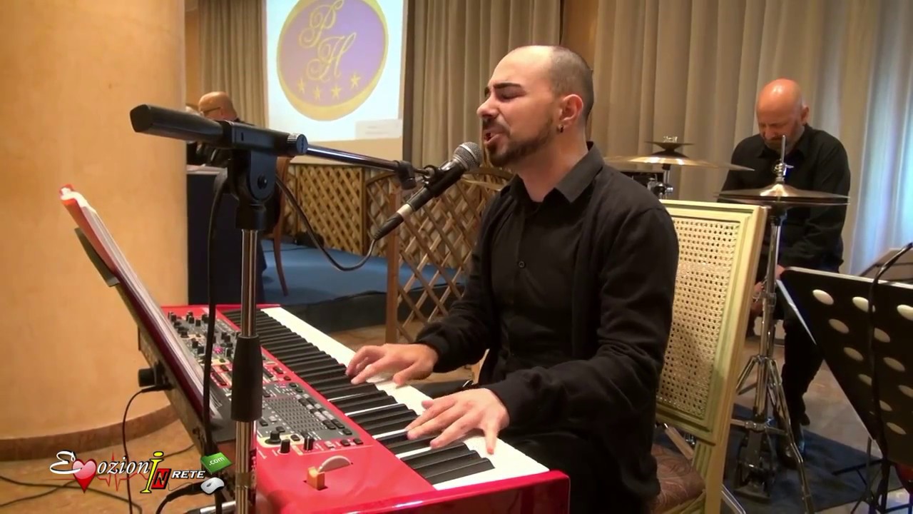 Jeff Buckley / Leonard Cohen - Hallelujah - (Jacopo Cerulo live cover)
