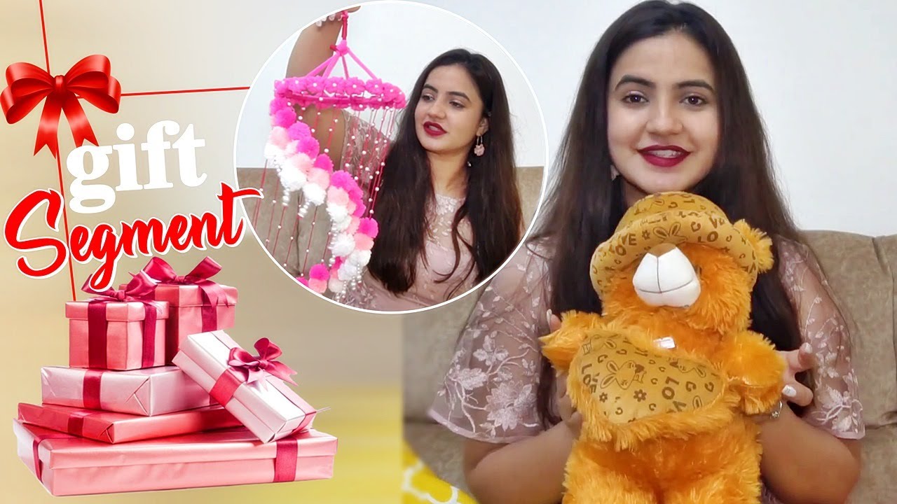 EXCLUSIVE! Meera Deosthale UNWRAPS Fan Gifts with GlitzVision USA & Expresses Her Love For Fans