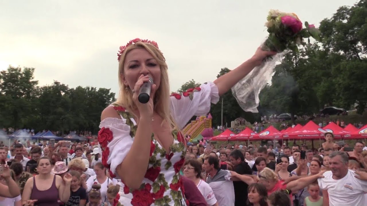 Lorenna - Sarba in picioarele goale