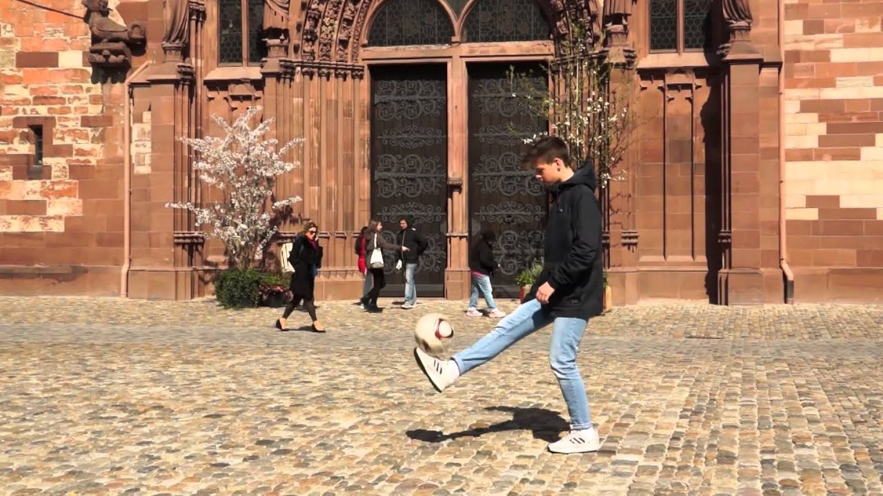 Basel spielt Fussball [2015]