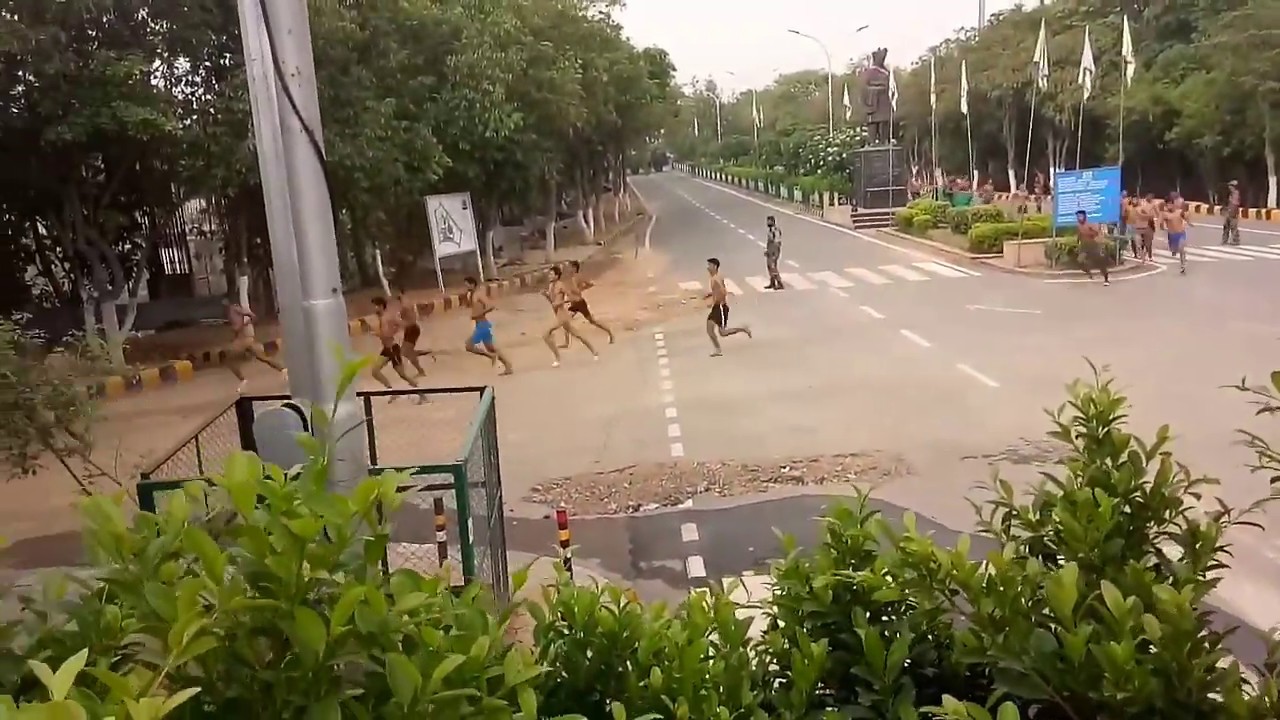 10 th group tau devilal Stadium Gurgaon Army bharti with INDIAN ARMY DELHI