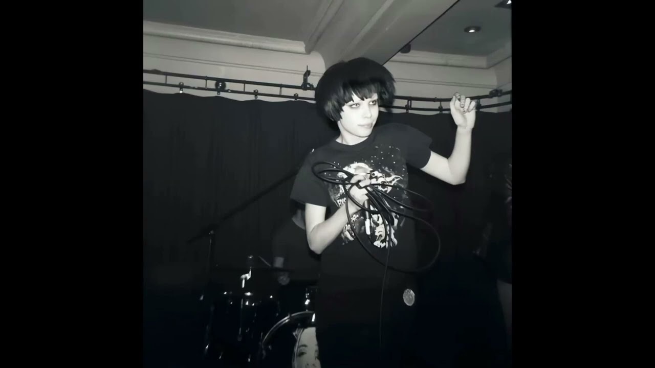 crystal castles + pastel ghost + snow strippers type beat - 