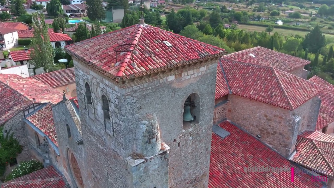 COVARRUBIAS (COLEGIATA) - Drone / Dron - BURGOS (euskaldrone4k)