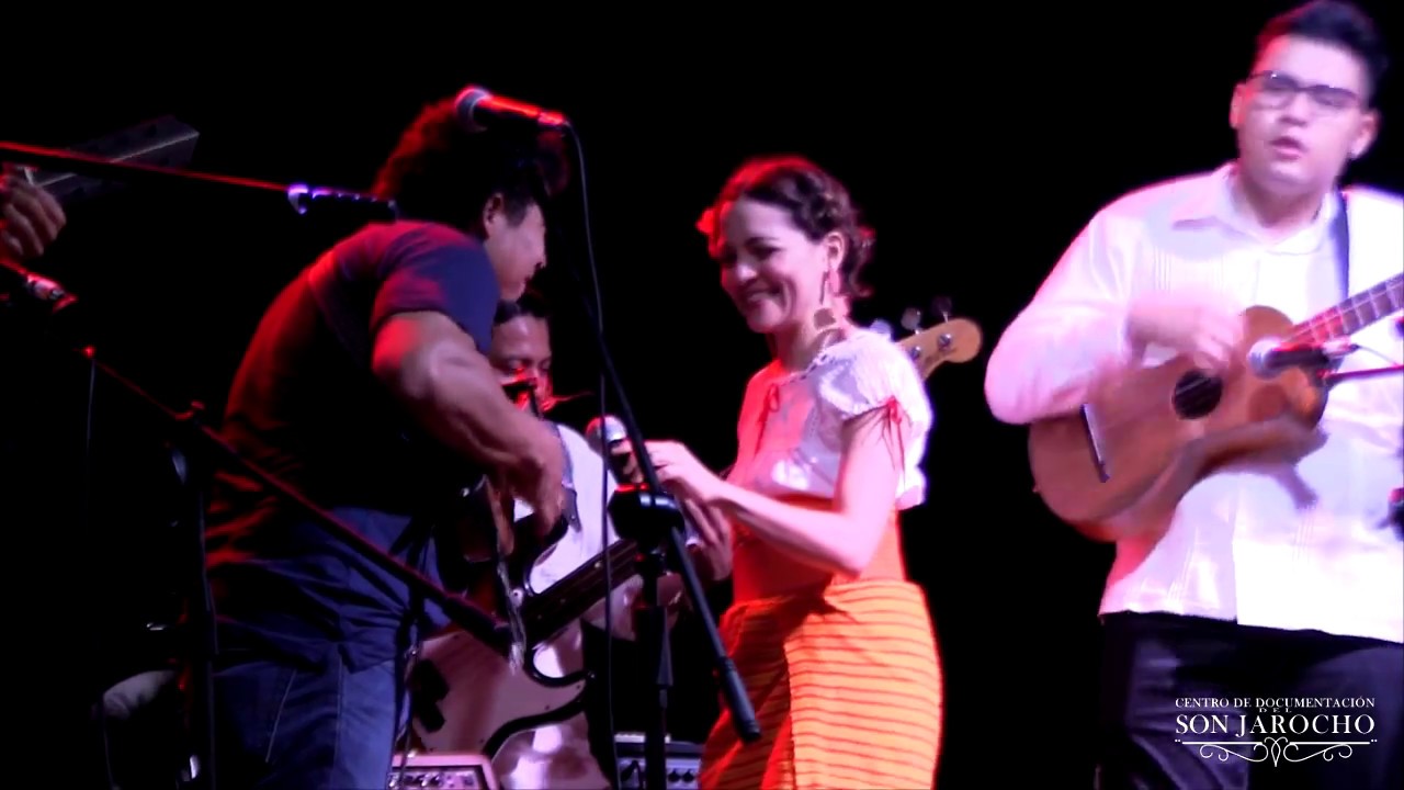 Los Cojolites & Natalia Lafourcade. Mi Tierra Veracruzana