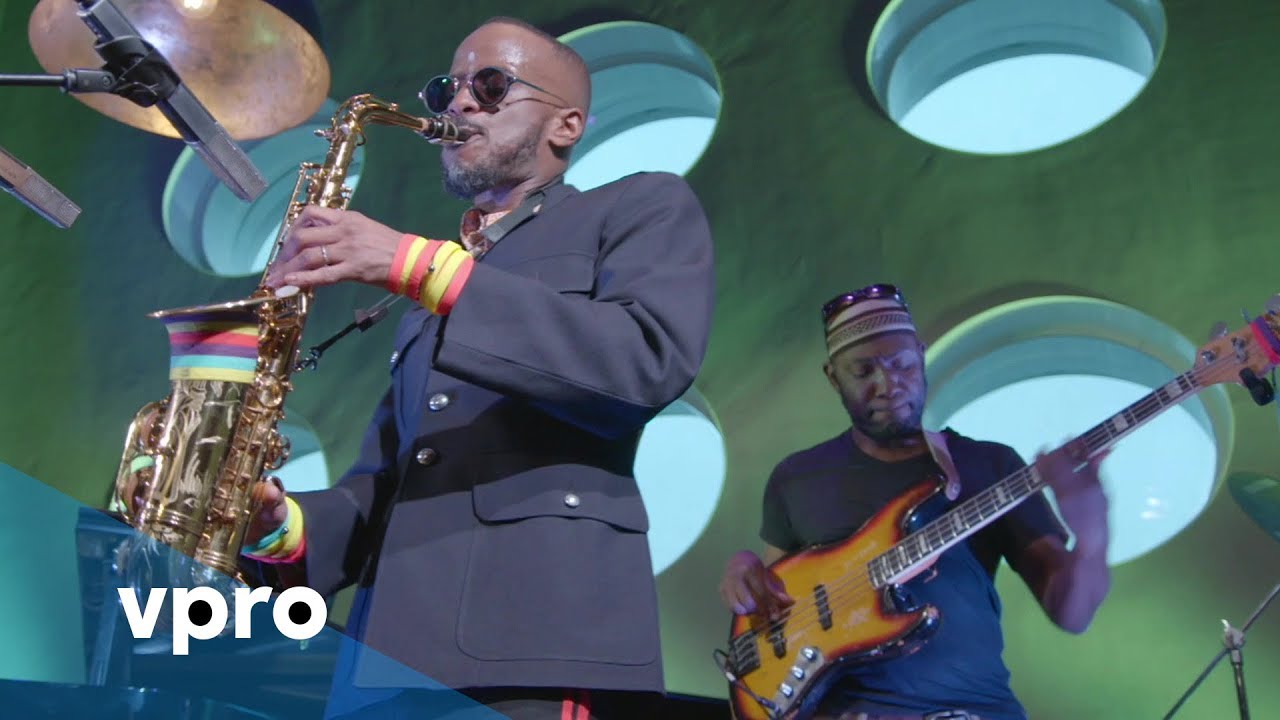 Jowee Omicil - Mozart BasH!(live @TivoliVredenburg Utrecht)