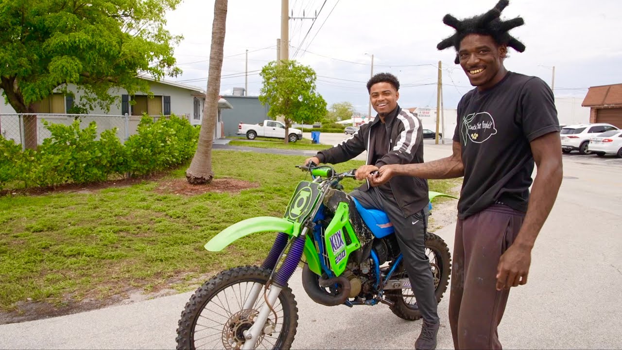 BROWARD VEE & FLORIDAMADEMG TEACHING HIM HOW TO RIDE A LEMON🍋  **didn&rsquo;t end well**