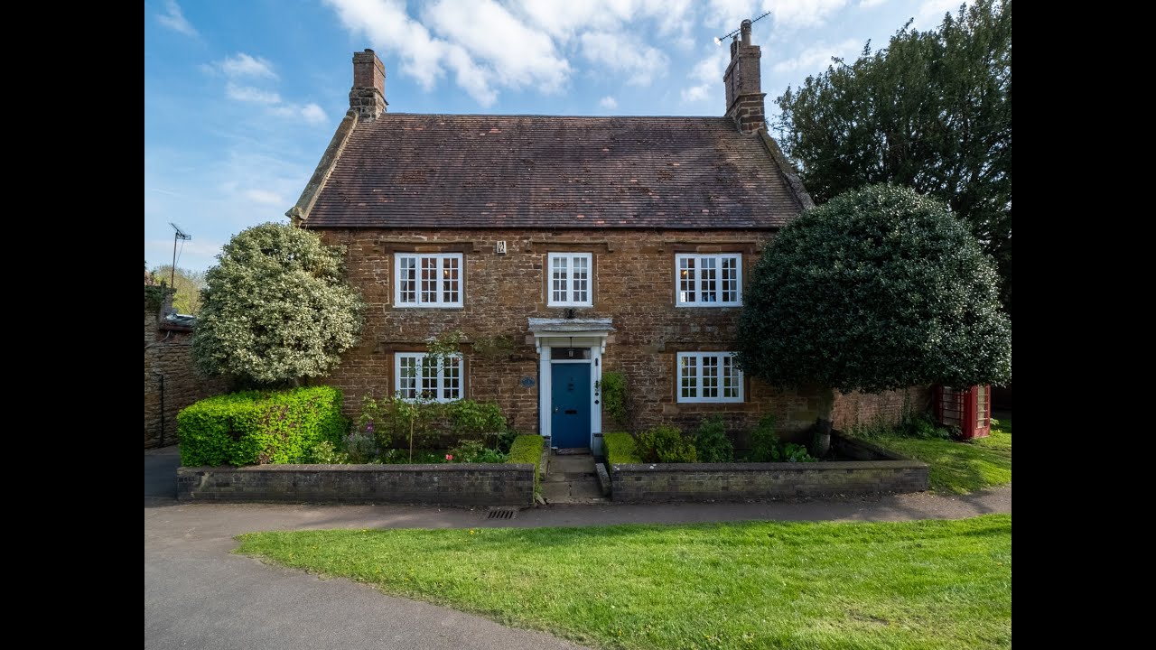 Ash Tree House | Braunston | Fine & Country Rugby | Claire Heritage & Sam Funnell