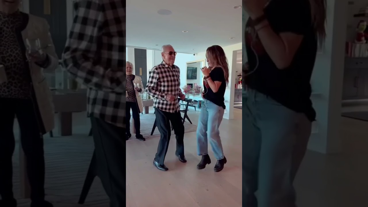 ❤ Kate del Castillo y sus papás disfrutando