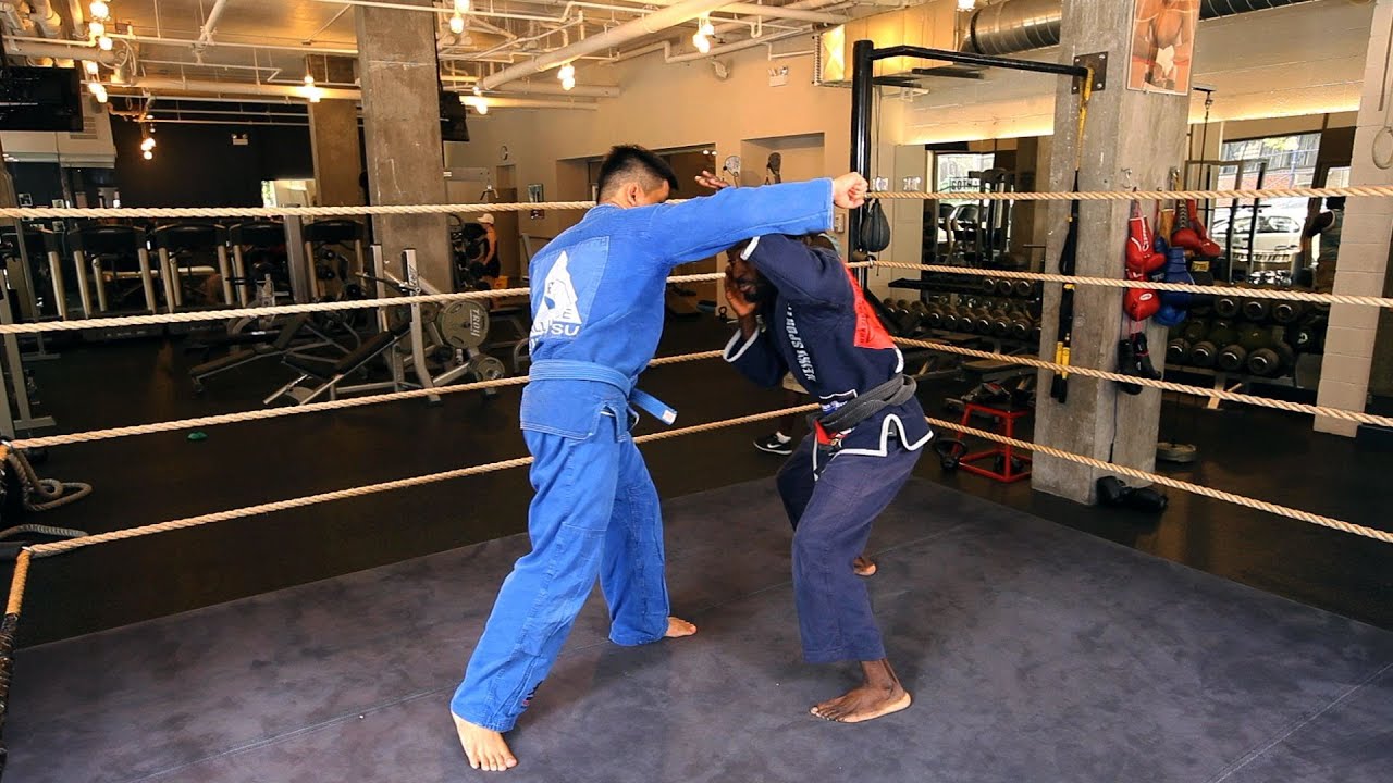 How to Defend a Slap Punch | Jiu Jitsu