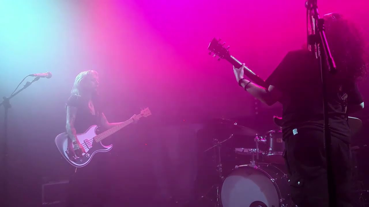 Faetooth - Live Helios 37 Köln 10/06/2025 Remains