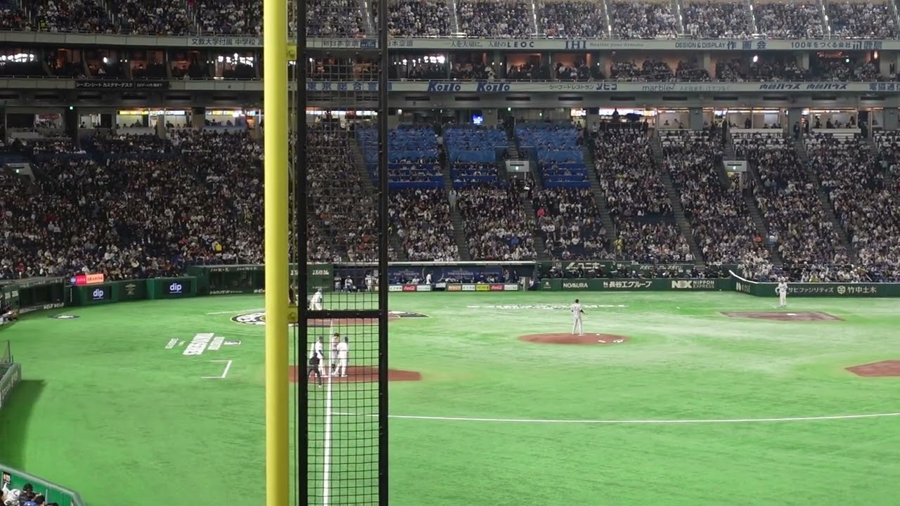【ホームランが飛んできた】大谷翔平が撃ち込んだ東京ドーム外野席からの映像