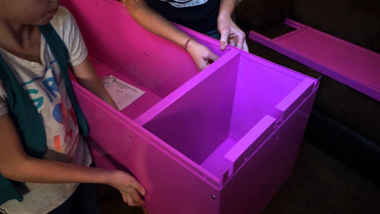 How to Assemble a Large Kids Locker | SchoolLockers.com