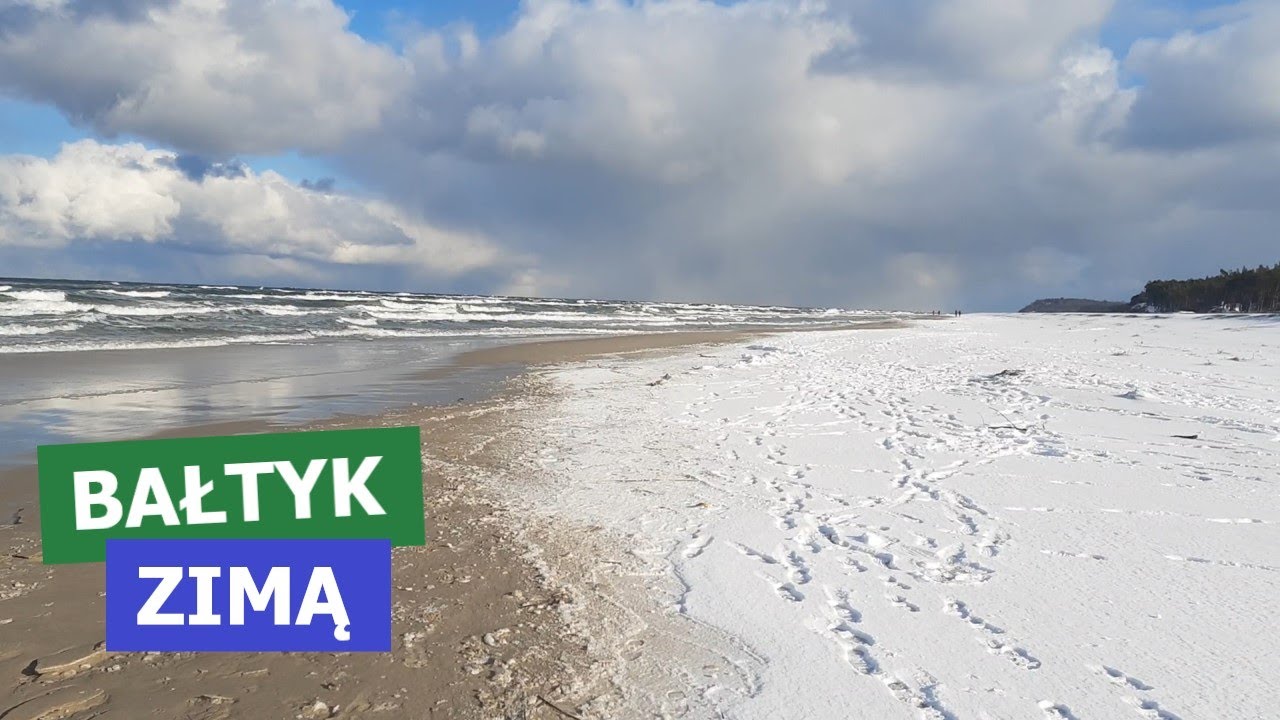 Plaża w Jastrzębiej Górze zimą. Bałtyk w grudniu.