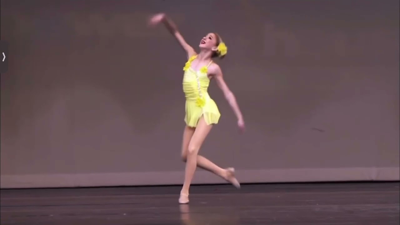 Chloe scenepack! (Sad moments + ending with 2 Chloe dances! *idk if it looks like twixtor ones*
