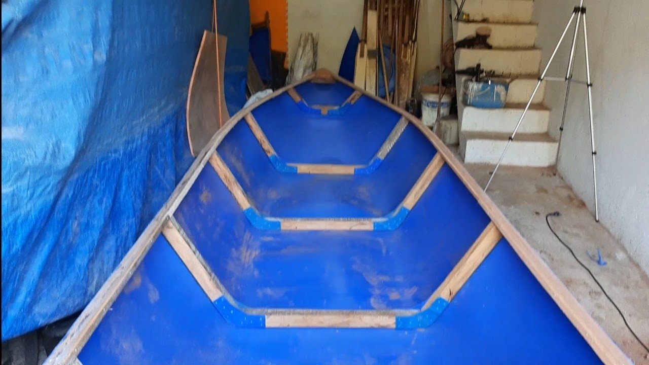 barco de quatro bombonas projeto 90 pra 0 com bordas instalada (parte 6)