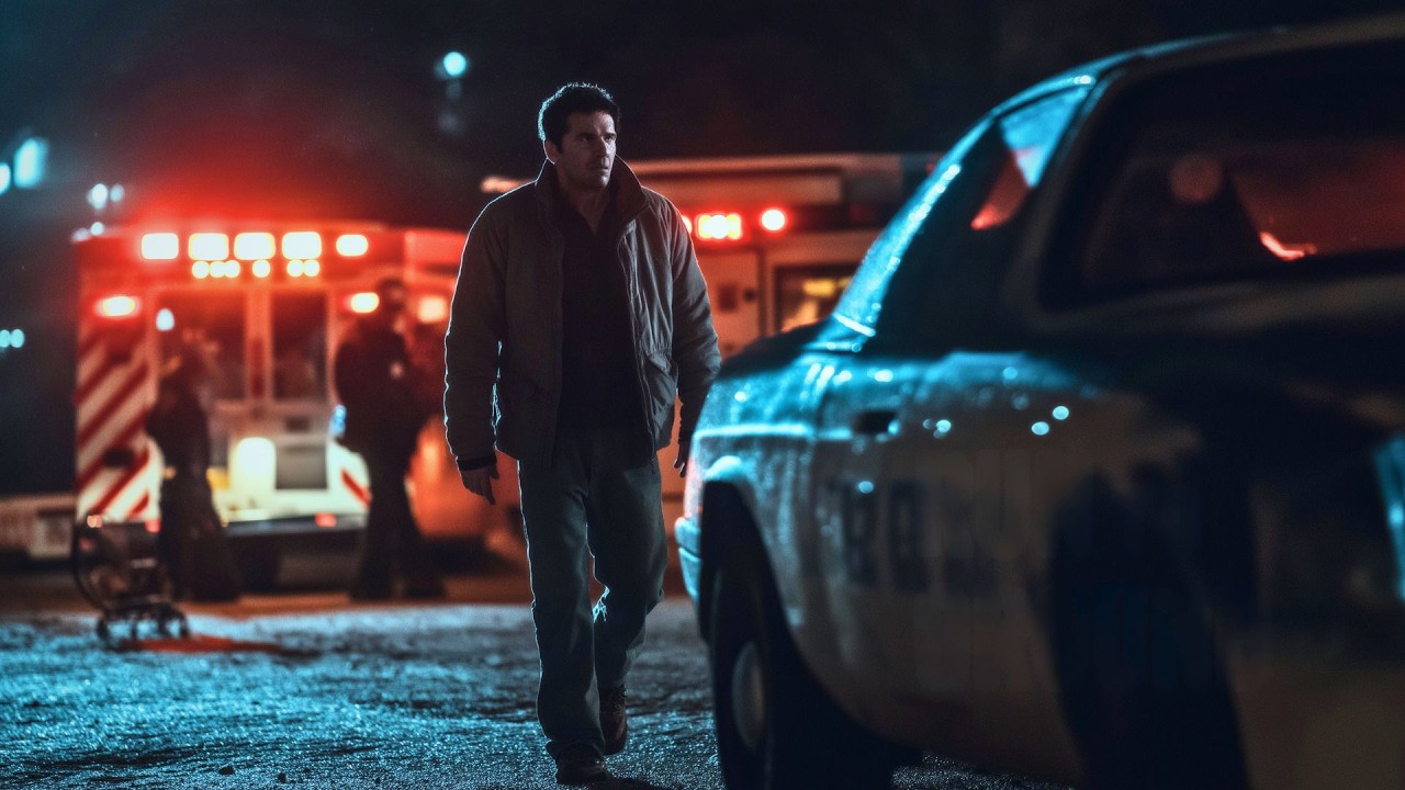 He begins investigating a series of mysterious murders! | Action, Drama, Thriller | Movie