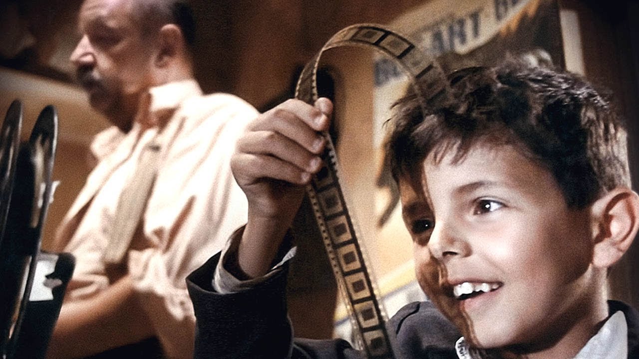 Le Cinéma, du divertissement local au Soft Power international