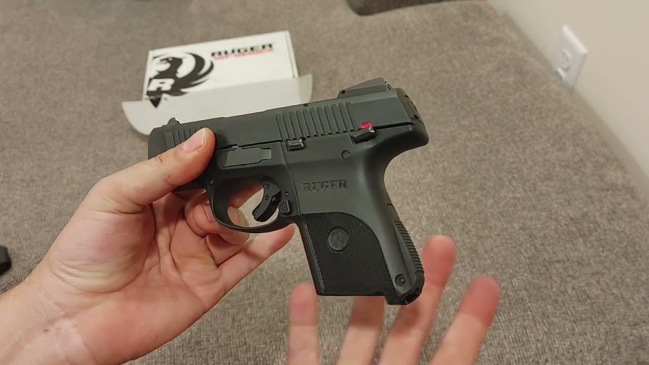 Первый взгляд на Ruger SR9C. Опережает своё время?