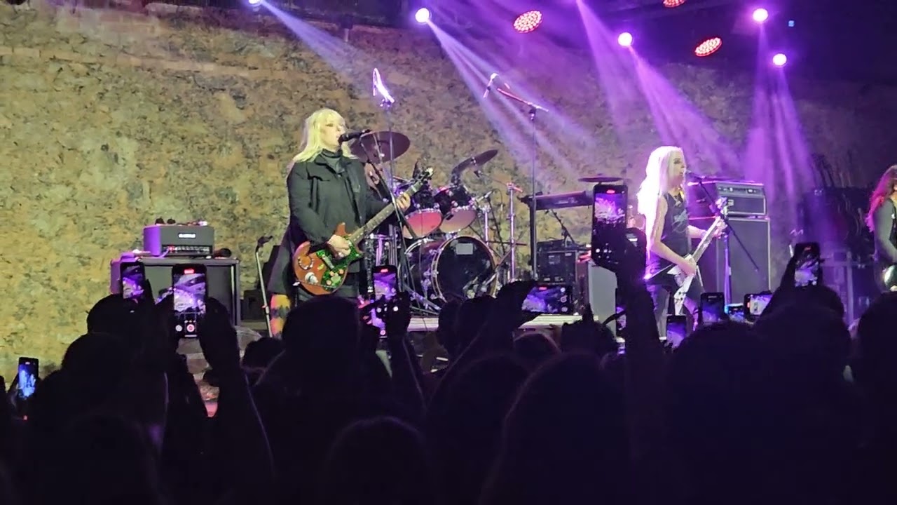 L7 - Pretend We're Dead - Part 1 - -Rio de Janeiro - 21 Mar 25