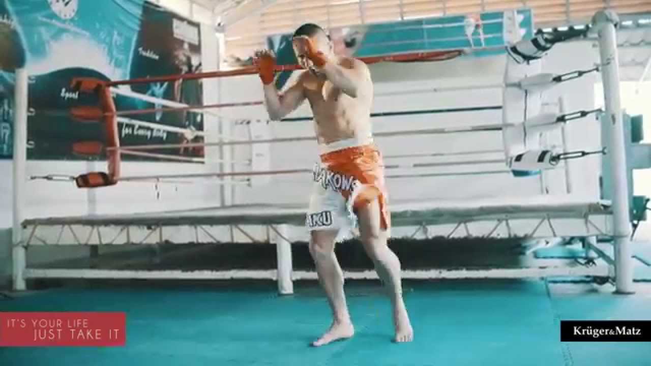 Tomek Makowski - trenuje Muay Thai - finalista It's your life, just take it