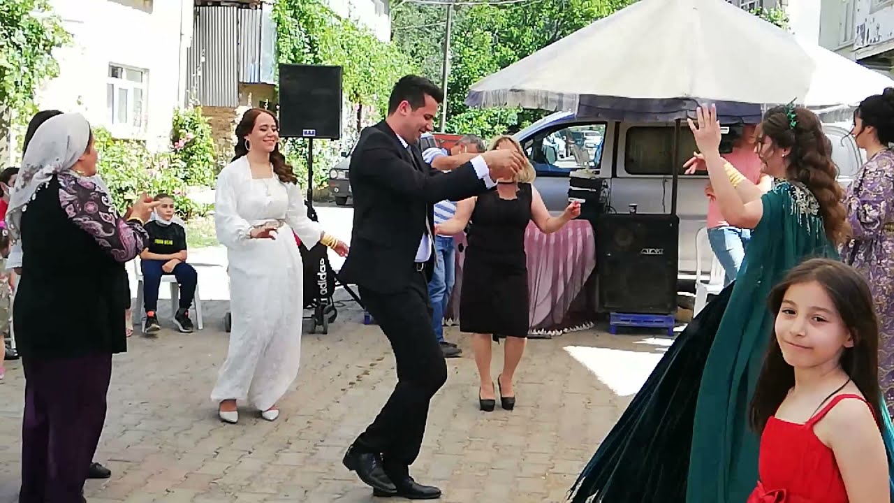 Müzisyen Özlem Ökten AKŞEHİR düğünleri Engilli mahallesinden Ayşenur & Murat Duran çiftinin düğünü