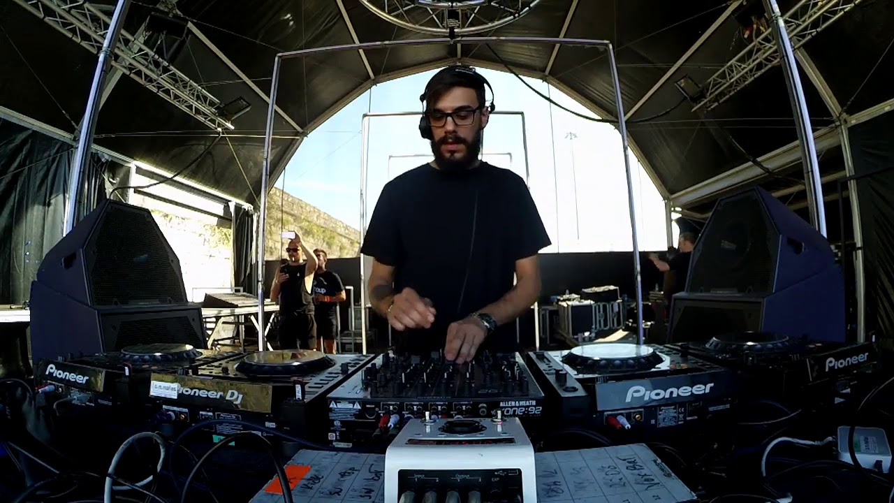 Lewis Fautzi - Live @ NEOPOP Electronic Festival, Viana Do Castelo - Portugal (05.08.2017)