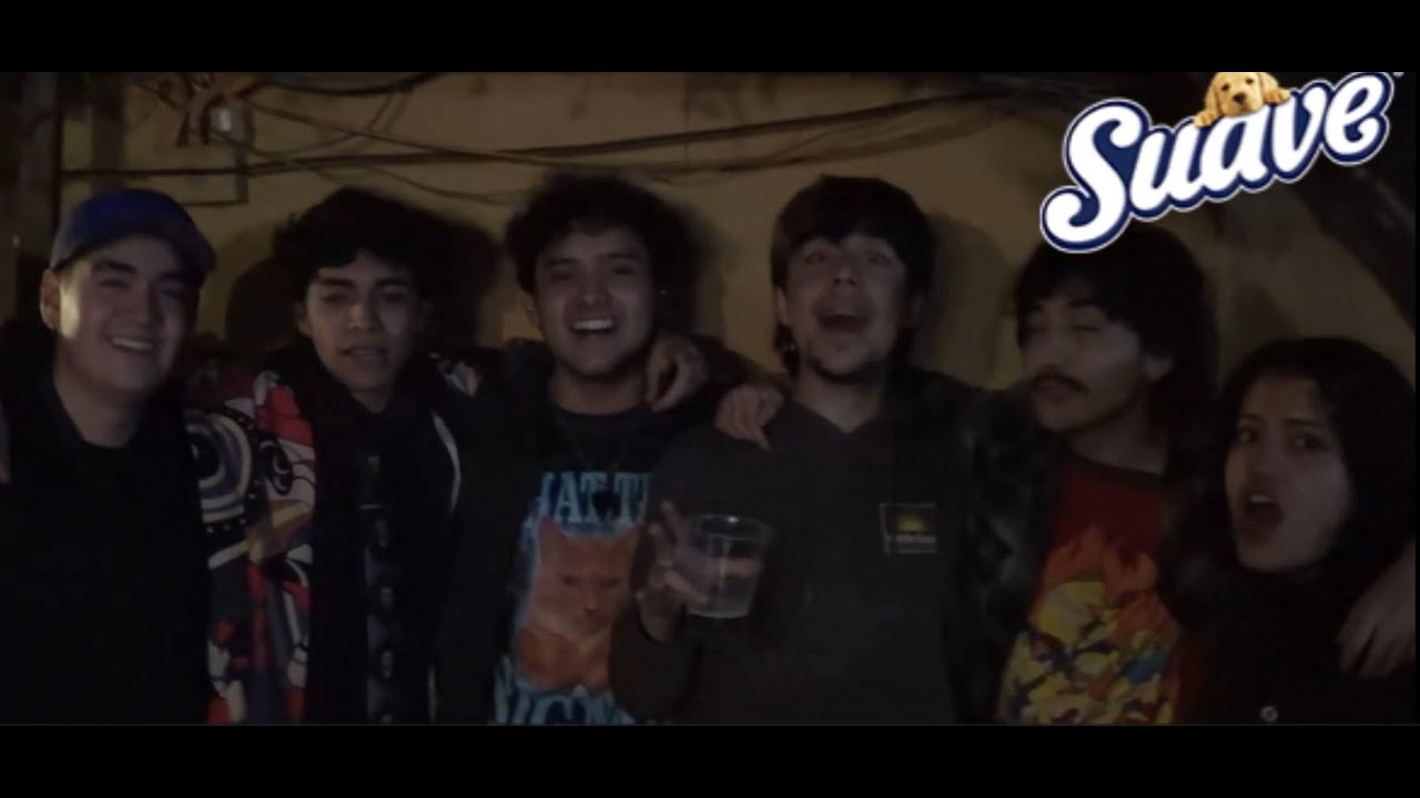 Suaave /  Entrevista en el Refugio Bar