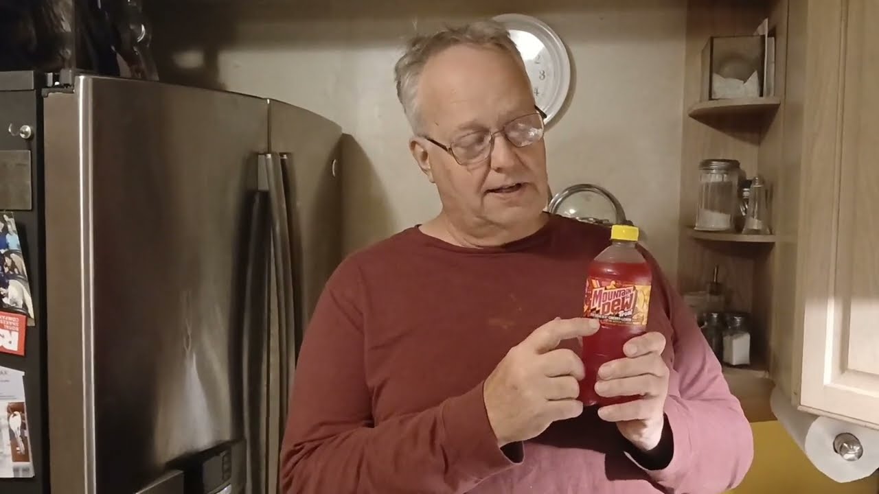 Пробую новый вкус газировки Mt. Dew Trolli.