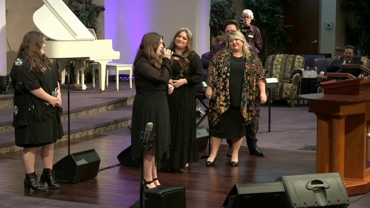 The Bowling Family -Behold The Lamb