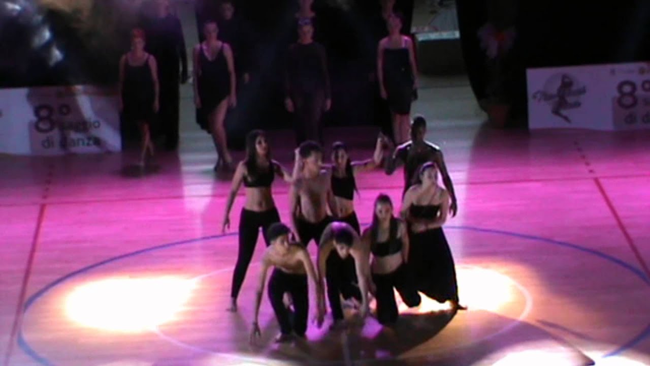 Sigla d'ingresso Saggio 2015   New Planet Dance