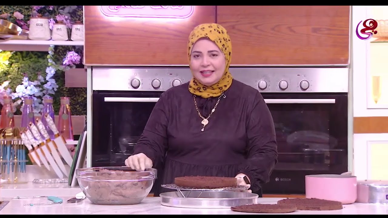 طريقة عمل تورتة الشيكولاتة السريعة من إيد الشيف هالة فهمي