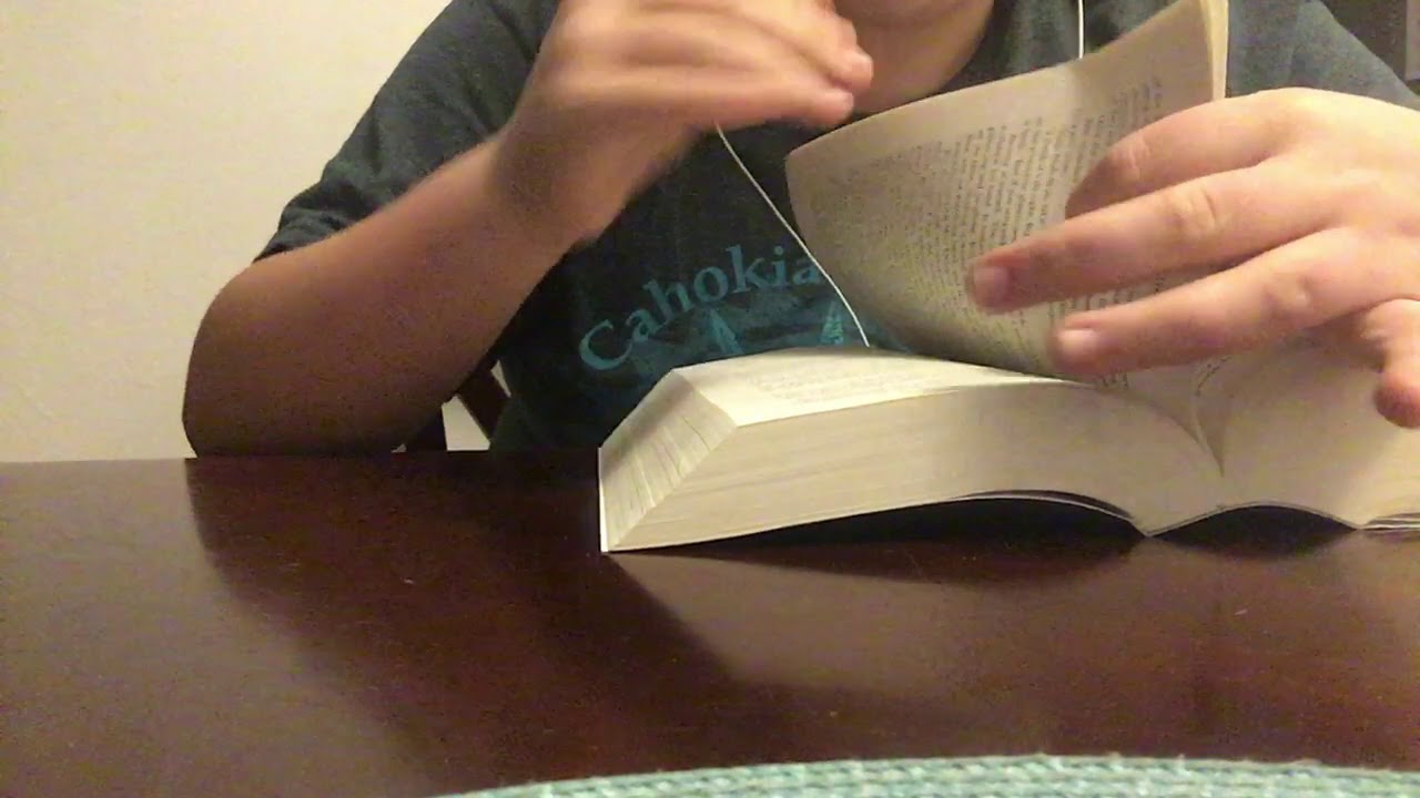 Asmr| Fast page flipping through a 1,200 page book