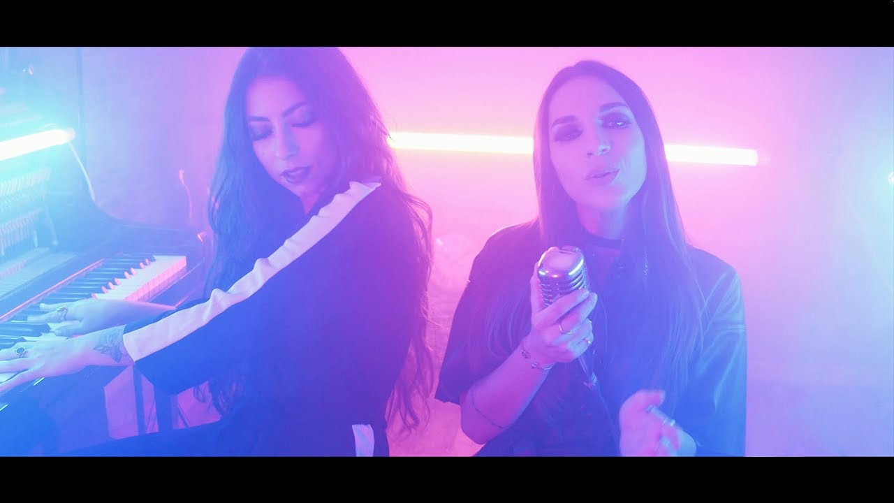 Giol&igrave; & Assia - Starry Nights (Official Video)