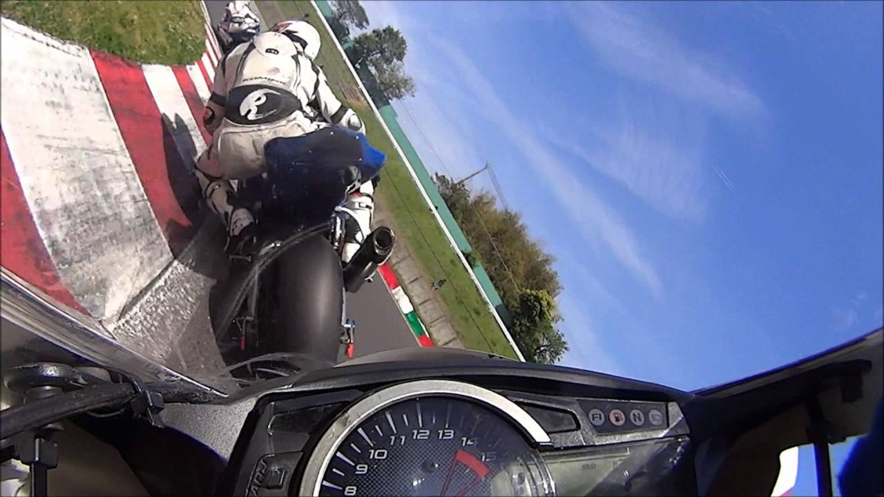 鈴鹿サンデーロドレース　2016 ８耐トライアウトファイナル１