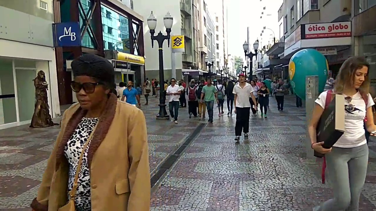 Juiz de Fora, 31 de maio de 2017. Aniversário de 167 anos. Passeio pelo Calçadão da Rua Halfeld.