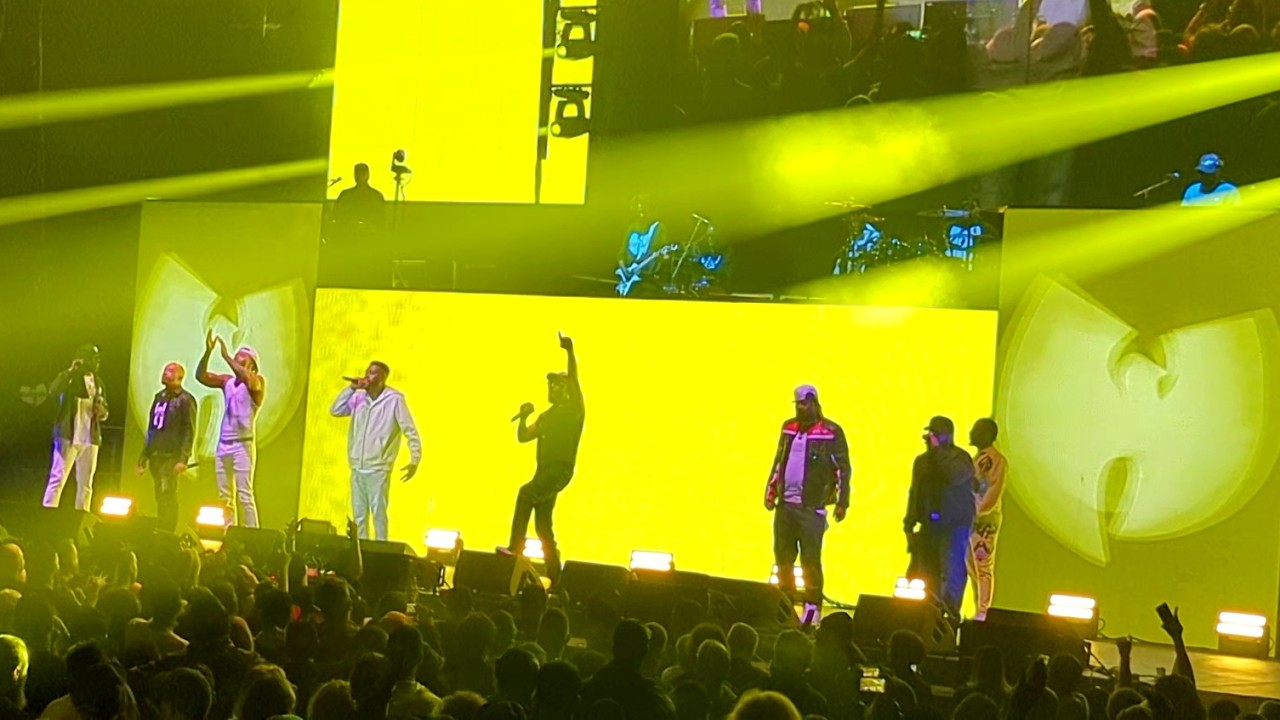 Wu-Tang Clan - Protect Ya Neck [LIVE in Vancouver - Rogers Arena]