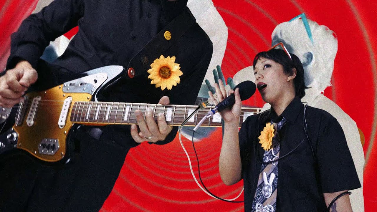 Cream Flower - April (Official Video)