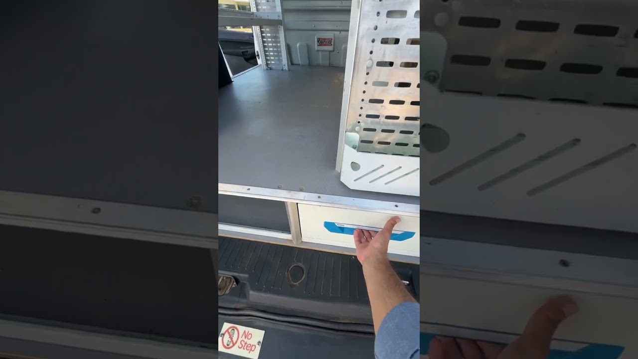 2014 Ford Transit Connect Cargo XL Van 4D