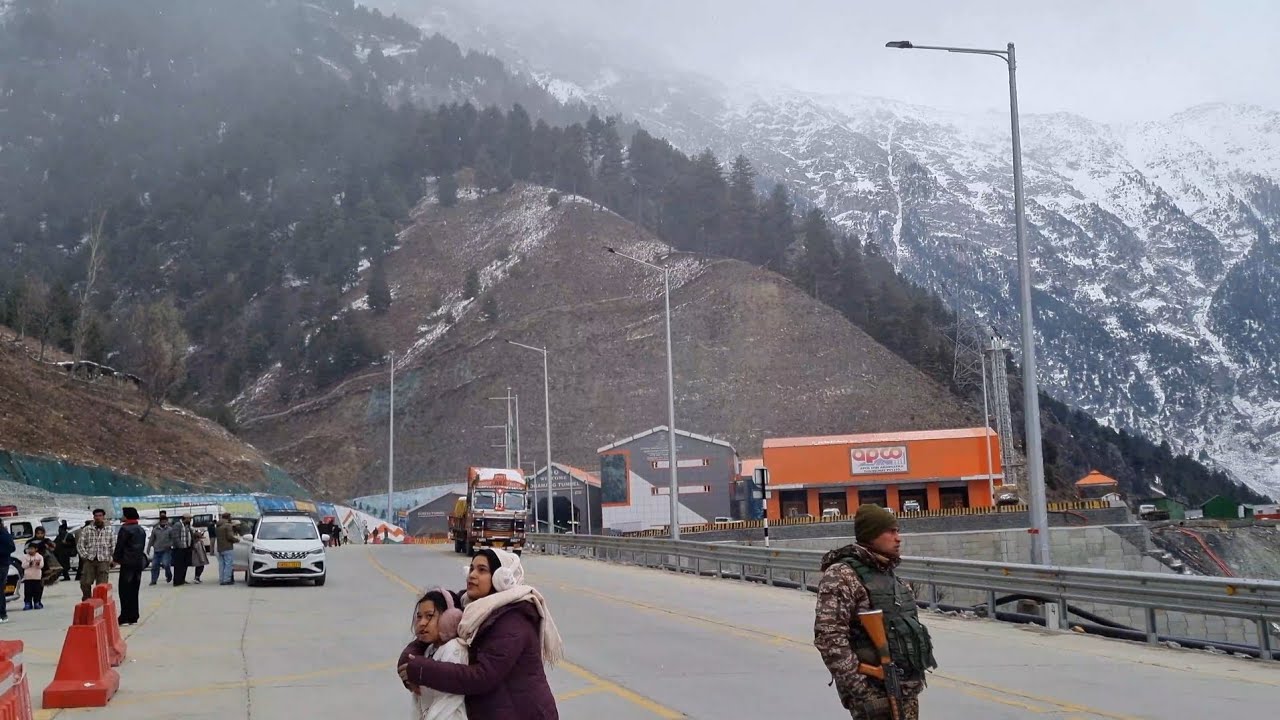 Pehli Baar Sonmarg Mein Aisi Snowfall Dekhi 😲 | Premvlogs2026#kashmir 