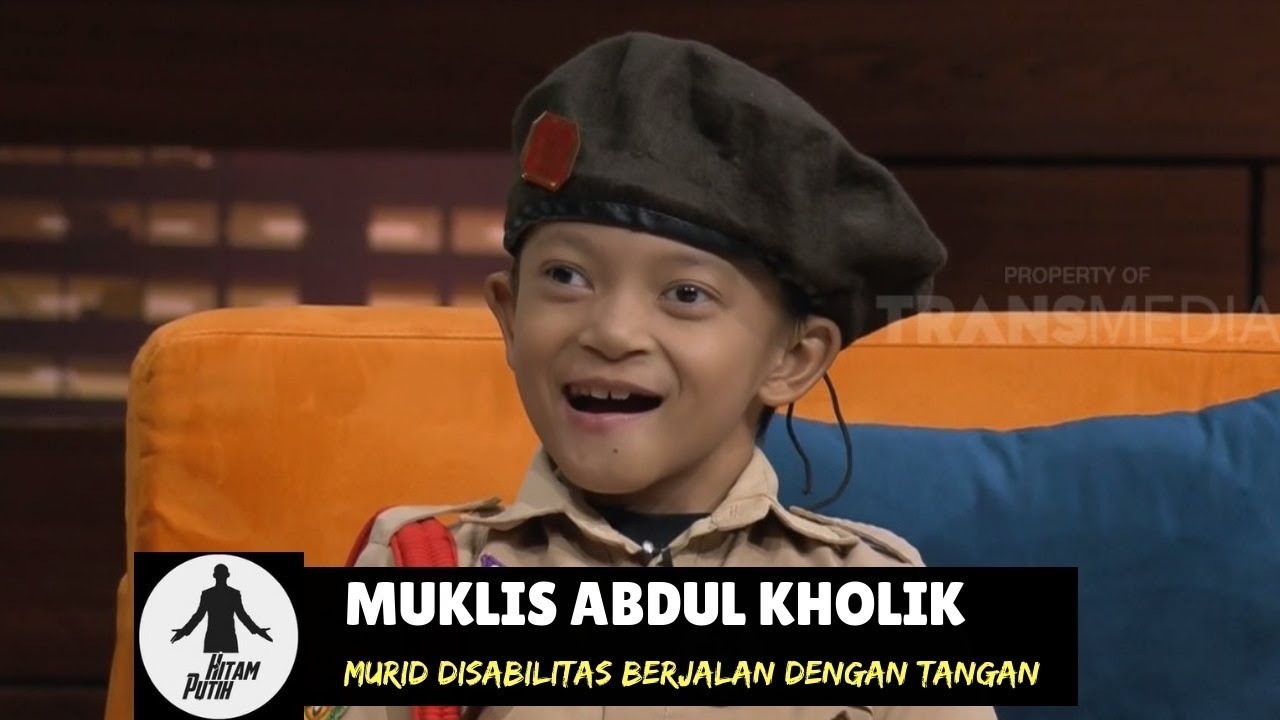 VIRAL, Murid Disabilitas MERANGKAK 3 Km Untuk Sekolah | HITAM PUTIH (14/11/18) Part 1