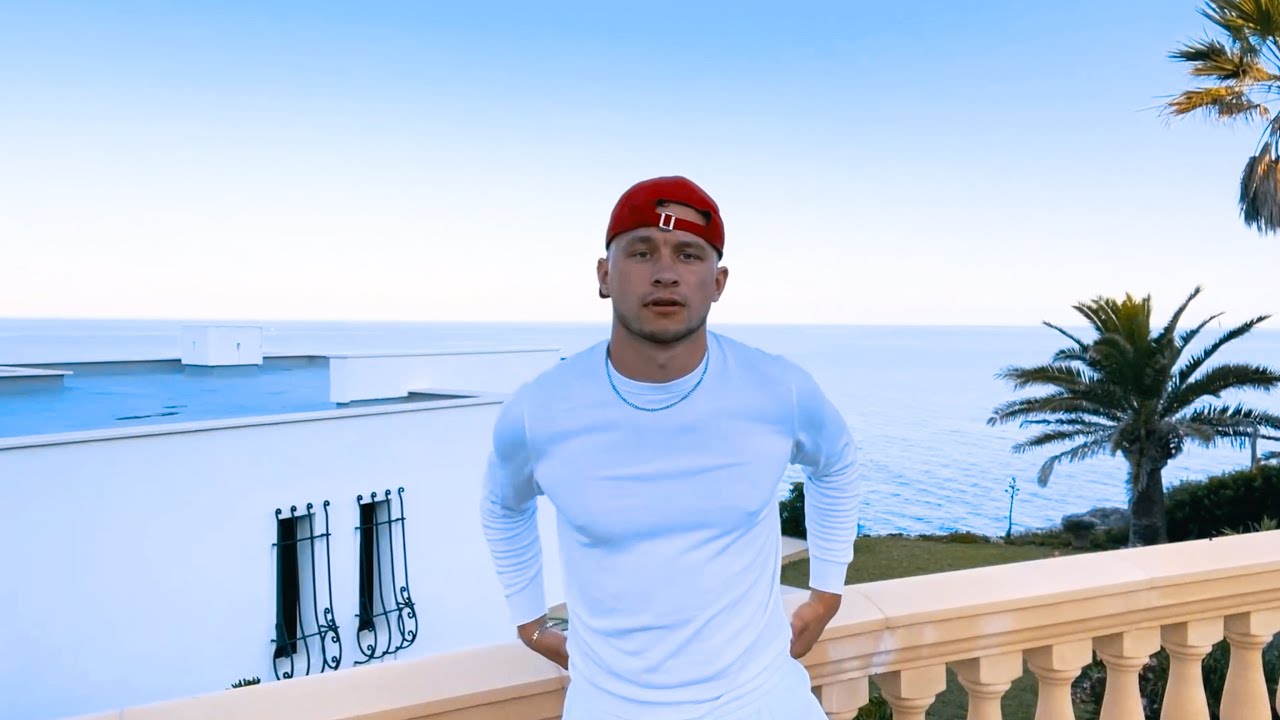Rill - Awards (Official Visuals)