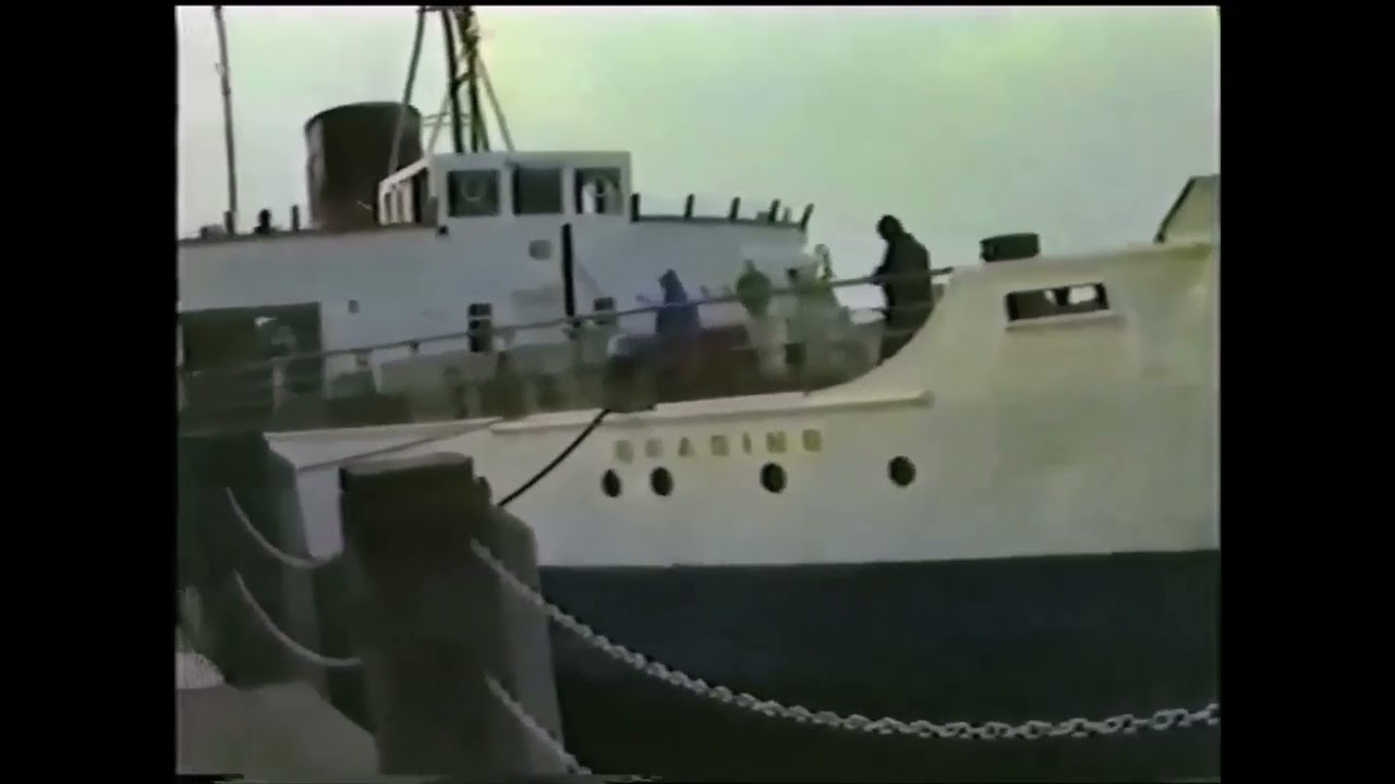 The Sealink ferry MV Brading arriving and departing Ryde Pier in October 1984.