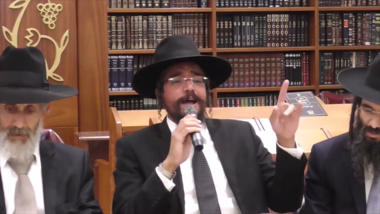 איומה המשי, הרב שלמה צפר והרב אביחי סיאני