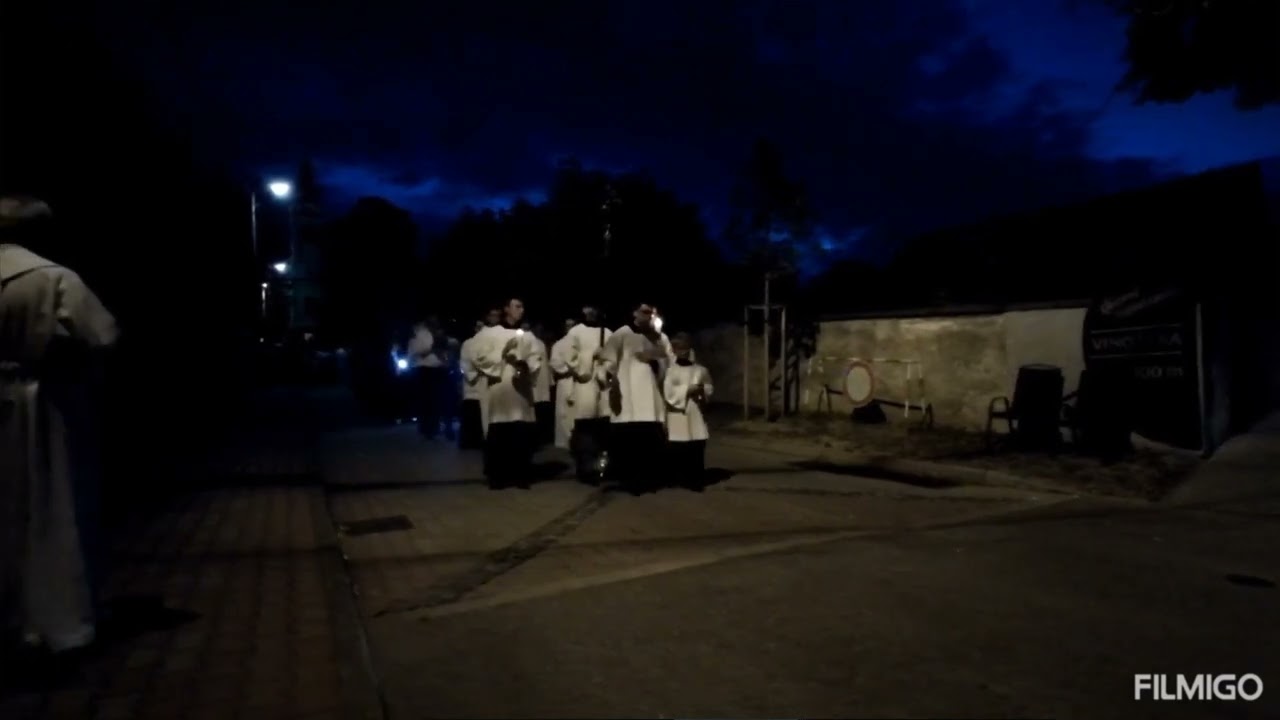 339.škapuliarská puť, sviečková procesia do zámku Topoľčianky, 12.7.2025