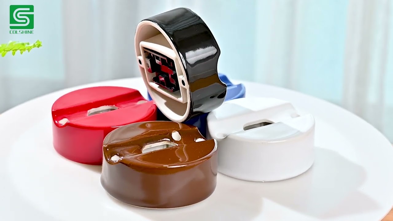 Colshine porcelain S14D lampholder is a premium lighting accessory with patents in EU,UK and China.