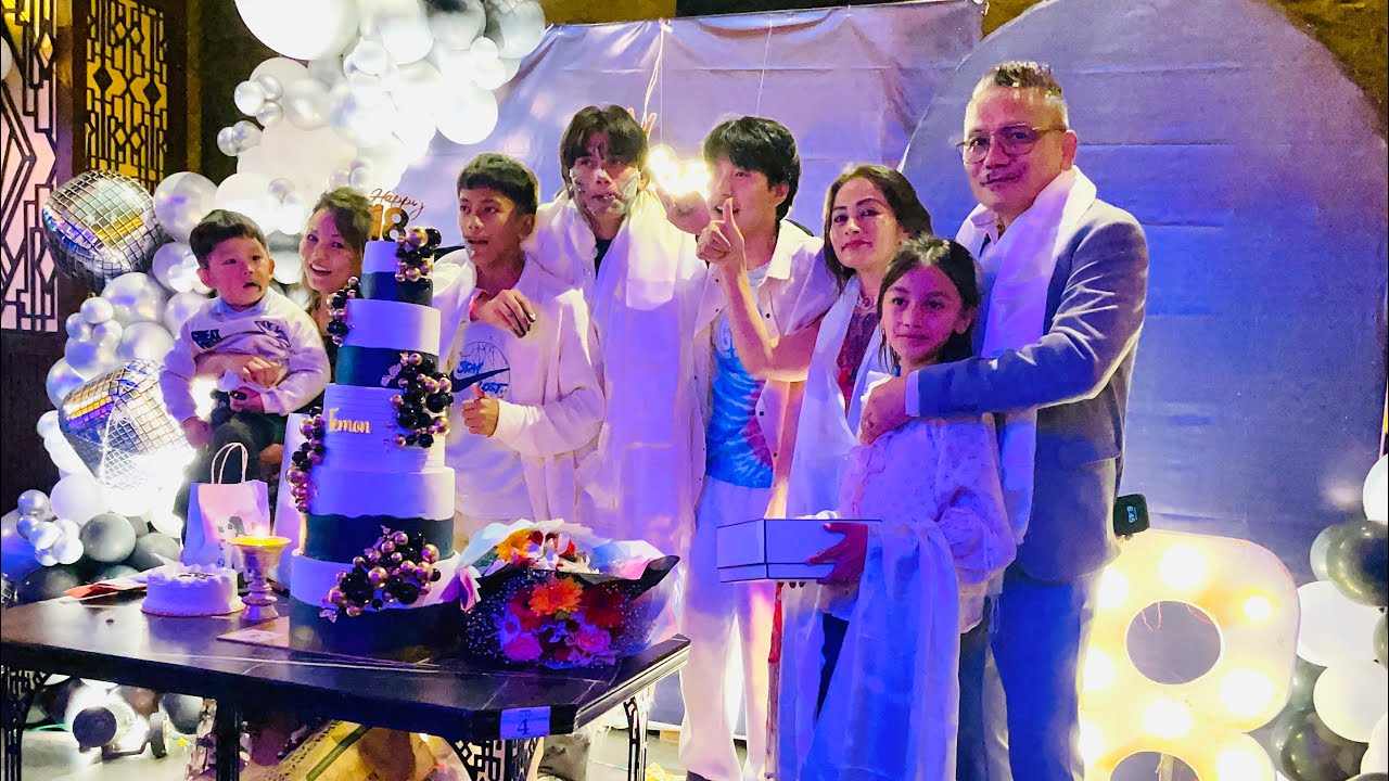 Grand 18th birthday celebration of our beloved Temon#igniteclubdarjeeling#darjeelingvlogs