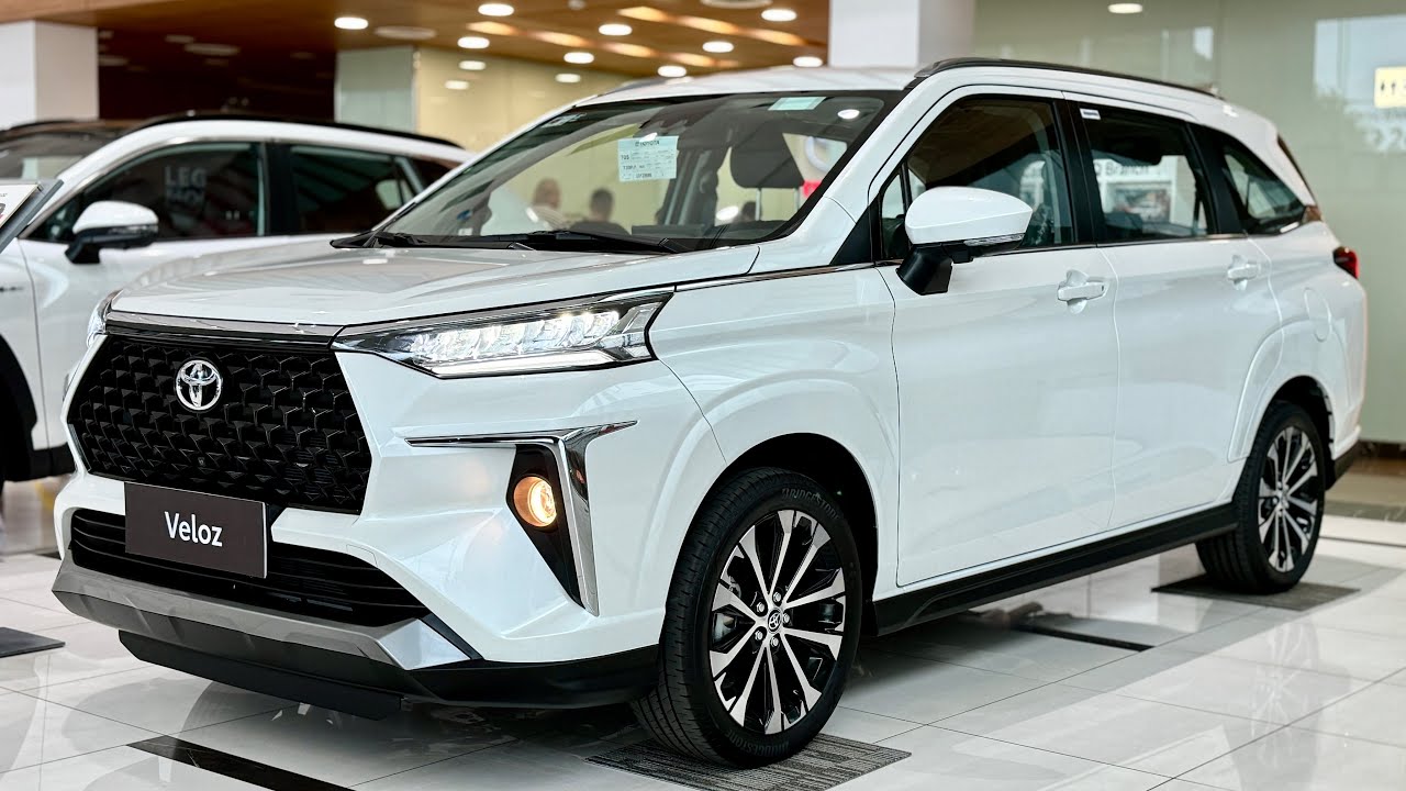 2025 Toyota Veloz - Premium Luxury MPV 7Seaters 1.5L AT CVT - White COLOR