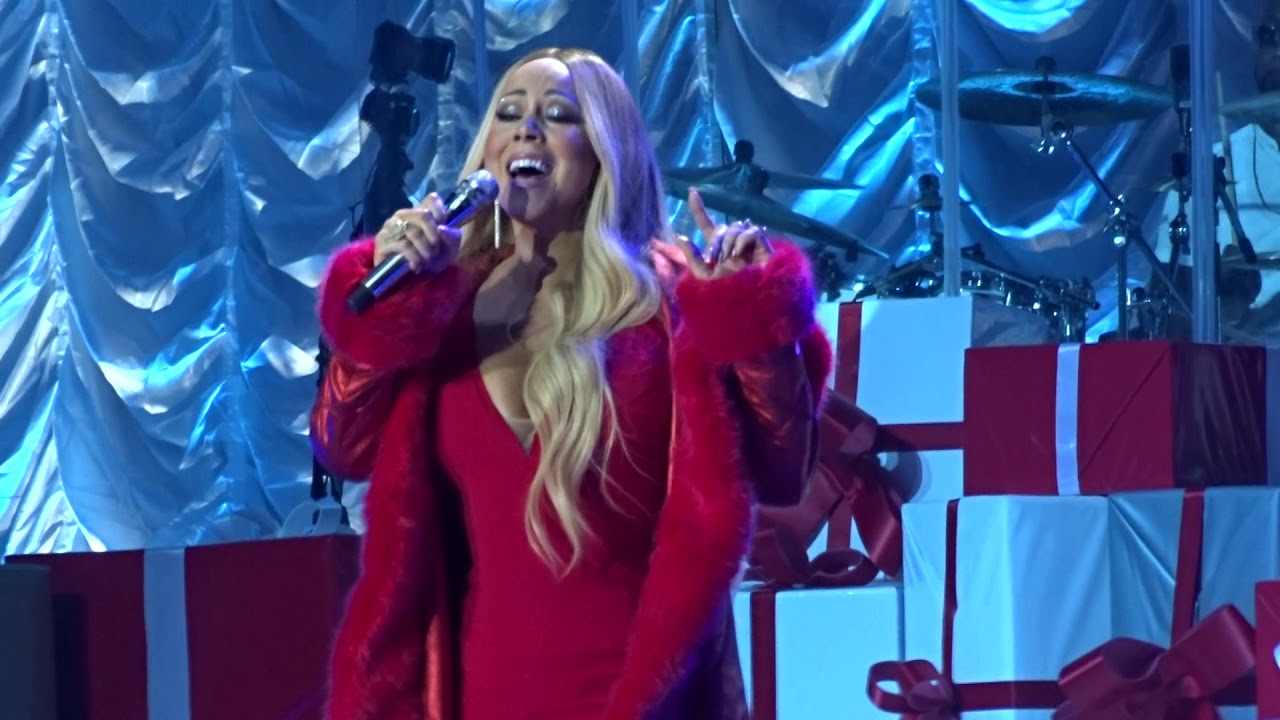Mariah Carey - Emotions - Live in Paris 2018 HD